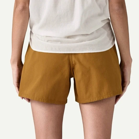 NWOT Patagonia Women's Funhoggers 4” Shorts | Medium (US 4-6) - Picture 2 of 11